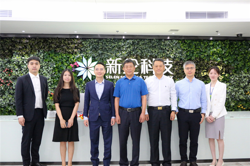 IMGL1500.jpg IMGL1500.jpg