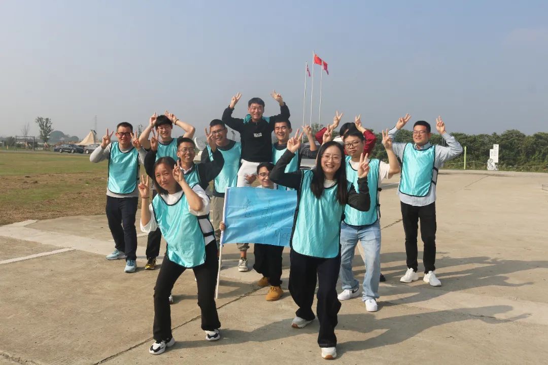 5a371bb08f402afca420fafafdf900fb.jpg 5a371bb08f402afca420fafafdf900fb.jpg